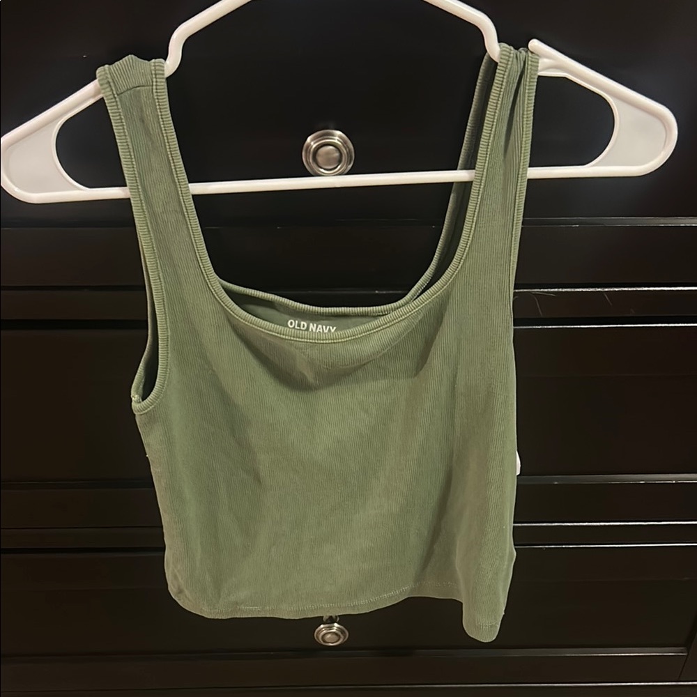 Old Navy Green Sleeveless Fitted Crop Tank Top